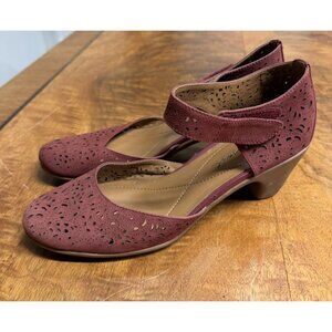 Easy Spirit Women’s 8 Cindie Mary Jane Red Genuine Leather Pumps Perforated Shoe